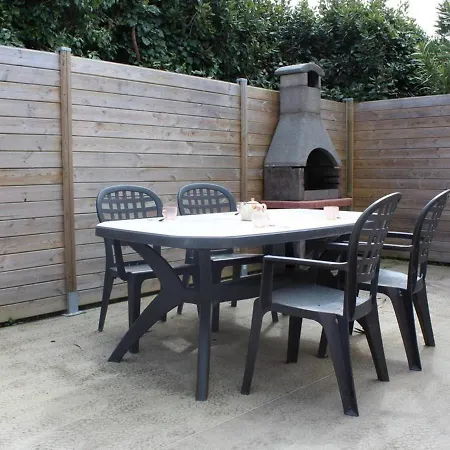 Maison Familiale A Proche Plage, 4 Couchages - Fr-1-246a-330 * Долю-д'Олерон